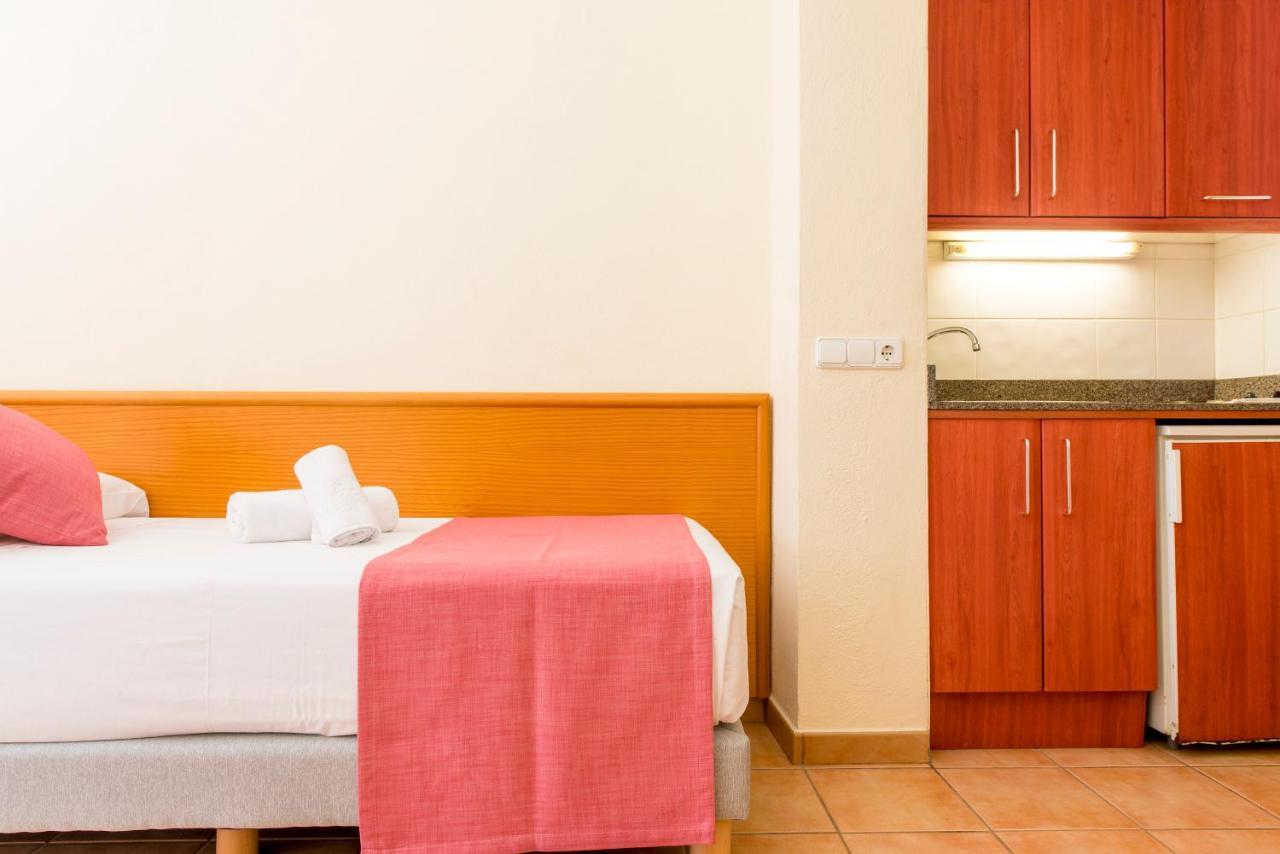 Apartamentos Casa Maria ซานอันโตนิโอ ภายนอก รูปภาพ