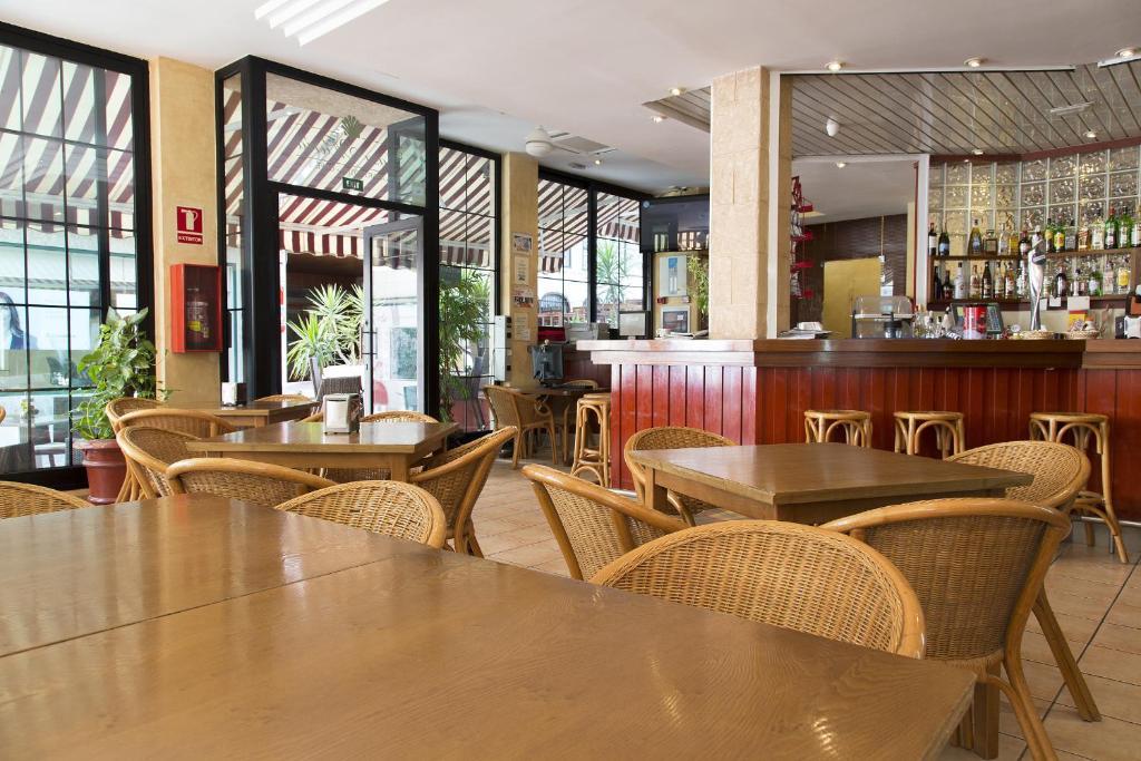 Apartamentos Casa Maria ซานอันโตนิโอ ภายนอก รูปภาพ